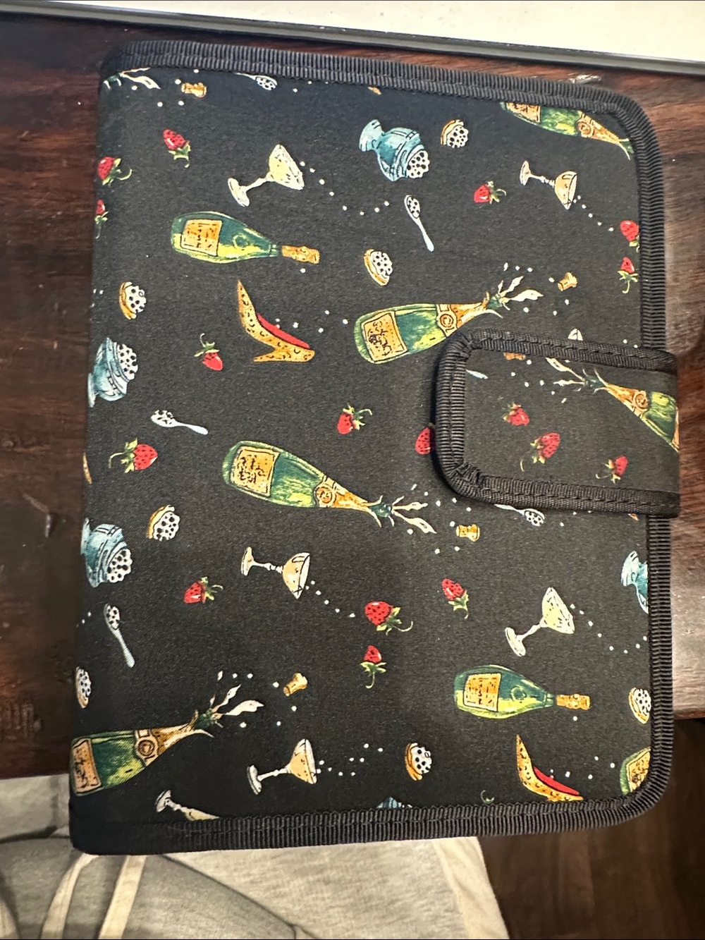 Nicole Miller Champagne & Berries Neoprene Organizer Folio